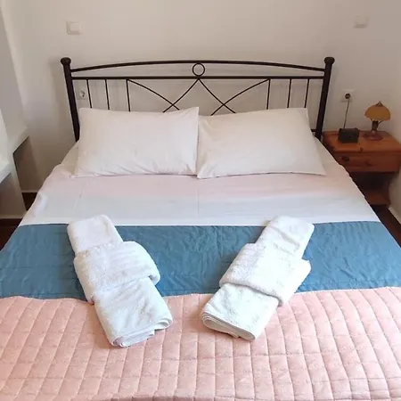 Dom wakacyjny White Lotus Seaside Kini