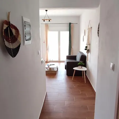 White Lotus Seaside *