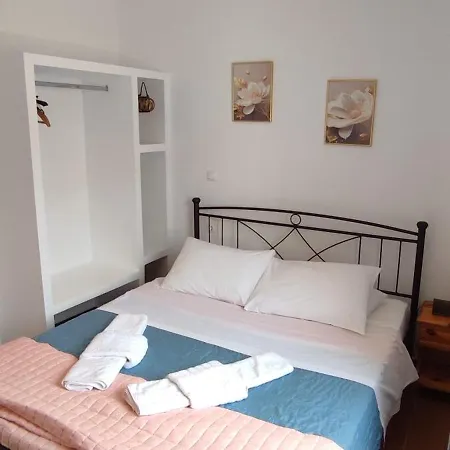 White Lotus Seaside *