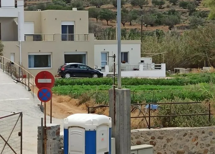 Дом отдыха White Lotus Seaside Кинион