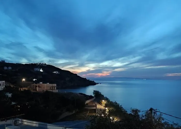 Дом отдыха White Lotus Seaside Кинион