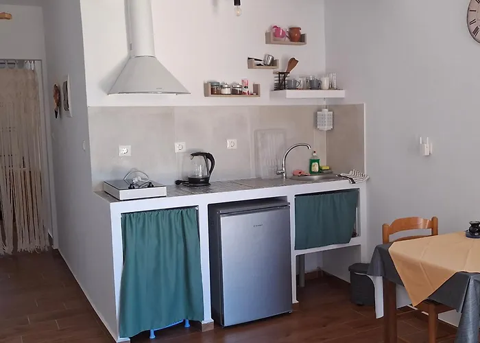 Дом отдыха White Lotus Seaside