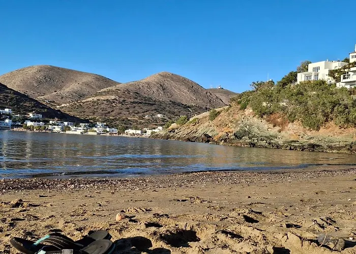 White Lotus Seaside Дом отдыха *